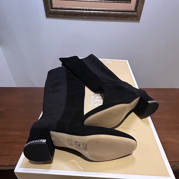 Michael Kors Sabrina  Black Suede Leather Boots, Size 9 M - Picture 12 of 16